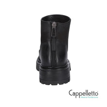 Carica l'immagine nel visualizzatore di Gallery, E4835 Tronchetto Basso Truck Boston Nero