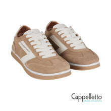 Carica l'immagine nel visualizzatore di Gallery, THAMES Donna in Camoscio Sabbia e Logo in Pelle Bianca
