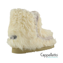 Carica l'immagine nel visualizzatore di Gallery, Eskimo 18 Checkiang Fur Vanilla