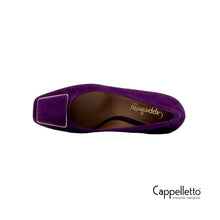 Carica l'immagine nel visualizzatore di Gallery, EVA Décolleté in Camoscio Viola