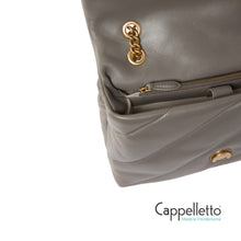 Carica l'immagine nel visualizzatore di Gallery, LOVE PUFF CLASSIC Sheep Nappa Grigio Asfalto/Gold