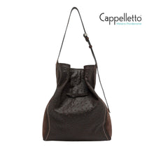 Carica l'immagine nel visualizzatore di Gallery, SIENNA Borsa in Pelle Stampa Struzzo e Suede Espresso