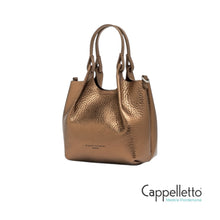 Carica l'immagine nel visualizzatore di Gallery, DUA Baby Borsa in Pelle Laminata Toasted/T.Moro