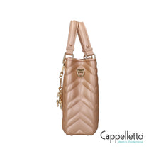 Carica l'immagine nel visualizzatore di Gallery, KRISSY WAVE M Borsa a Mano Moka Mousse/Gold