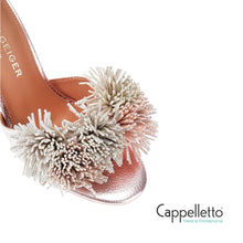 Carica l'immagine nel visualizzatore di Gallery, POM POM ANKLE Tie Sandal Metal