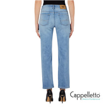 Carica l'immagine nel visualizzatore di Gallery, Jeans Straight Cropped UA6066