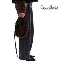 Carica l'immagine nel visualizzatore di Gallery, CHERYL Borsetta EcoPelliccia CrossBody Brown Leopard