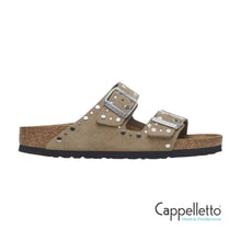 Carica l'immagine nel visualizzatore di Gallery, ARIZONA Donna Rivet Taupe Suede