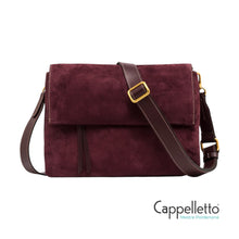Carica l'immagine nel visualizzatore di Gallery, THREE Borsa in Camoscio/Pelle Amarone