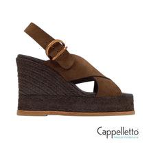 Carica l'immagine nel visualizzatore di Gallery, BETINA Sandalo Zeppa Suede Marrone