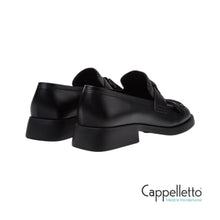 Carica l'immagine nel visualizzatore di Gallery, TWINS Mocassino Donna con Fiocchetti in Pelle Nera