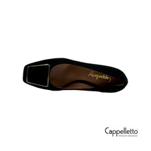 Carica l'immagine nel visualizzatore di Gallery, EVA Décolleté in Camoscio Nero 6524