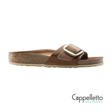 Carica l'immagine nel visualizzatore di Gallery, Madrid Big Buckle Oiled Leaher Cognac