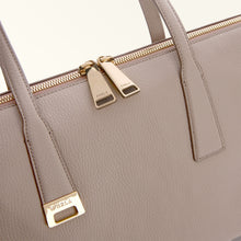 Carica l'immagine nel visualizzatore di Gallery, OLIVIA M Tote Linen