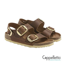 Carica l'immagine nel visualizzatore di Gallery, Milano Big Buckle Oiled Leaher Cognac