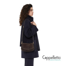 Carica l'immagine nel visualizzatore di Gallery, HELENA ROUND Borsa Piccola in Suede Moka
