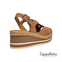 Carica l'immagine nel visualizzatore di Gallery, PADOVA Sandal Platform Taupe