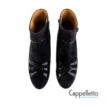 Carica l'immagine nel visualizzatore di Gallery, DIOLI Tronchetto Con Plateau Camoscio/Vernice Nero