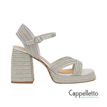 Carica l'immagine nel visualizzatore di Gallery, VALLE 142 Sandalo Metallizzato Platino