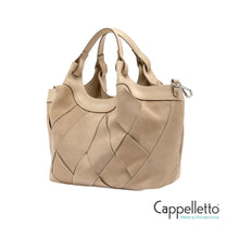 Carica l'immagine nel visualizzatore di Gallery, DUA Borsa Media in Suede Nude