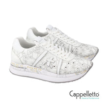 Carica l'immagine nel visualizzatore di Gallery, CONNY Sneaker Donna Nappa Bianca Fori 7364
