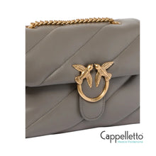 Carica l'immagine nel visualizzatore di Gallery, LOVE PUFF CLASSIC Sheep Nappa Grigio Asfalto/Gold