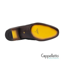 Carica l'immagine nel visualizzatore di Gallery, Mocassino con Nappine in Pelle di Cervo Testa di Moro