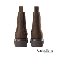 Carica l'immagine nel visualizzatore di Gallery, CPH 570 Chelsea Donna in Suede Cioccolato