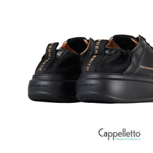 Carica l'immagine nel visualizzatore di Gallery, WEMBLEY Sneaker Donna in Pelle Nera con Tallone Arricciato