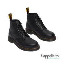 Carica l'immagine nel visualizzatore di Gallery, Boots 101 Donna Black Ambassador
