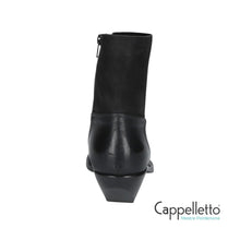 Carica l'immagine nel visualizzatore di Gallery, SHILA Texano Pelle Nera E4519