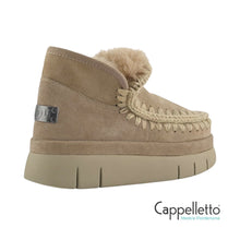 Carica l'immagine nel visualizzatore di Gallery, Bounce Welt Sneaker Suede Camel
