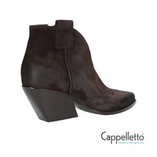 Carica l'immagine nel visualizzatore di Gallery, Texano Basso E2004 in Suede Testa di Moro