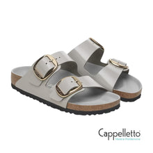 Carica l'immagine nel visualizzatore di Gallery, ARIZONA Donna Big Buckle Shine Stone Coin