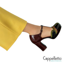 Carica l'immagine nel visualizzatore di Gallery, DITORA Scarpa Spezzata T-Bar