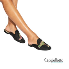 Carica l'immagine nel visualizzatore di Gallery, Embroidered SLIPPER Black
