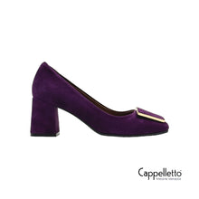 Carica l'immagine nel visualizzatore di Gallery, EVA Décolleté in Camoscio Viola