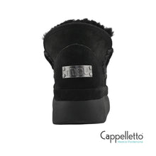 Carica l'immagine nel visualizzatore di Gallery, Bounce Welt Sneaker Suede Black