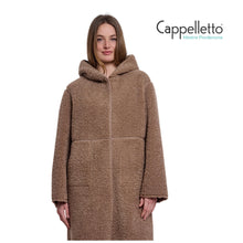 Carica l'immagine nel visualizzatore di Gallery, AMI Cappotto Teddy Reversibile con Cappuccio Mocha Latte