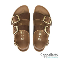 Carica l'immagine nel visualizzatore di Gallery, Milano Big Buckle Oiled Leaher Cognac