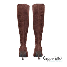 Carica l&#39;immagine nel visualizzatore di Gallery, Stivale a Tubo Suede Dark Brown
