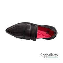 Carica l'immagine nel visualizzatore di Gallery, SABY Mocassino con Frangia in Asport Cioccolato
