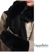 Carica l&#39;immagine nel visualizzatore di Gallery, OXO Guanti in EcoPelliccia Nero
