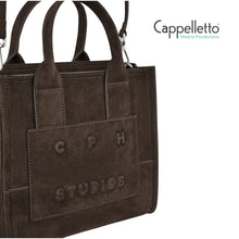 Carica l'immagine nel visualizzatore di Gallery, CPH BAG 4 Suede Cioccolato
