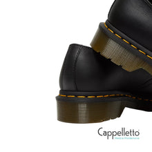 Carica l'immagine nel visualizzatore di Gallery, Scarpa Oxford 1461 Donna Black Virginia
