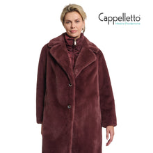 Carica l&#39;immagine nel visualizzatore di Gallery, GEESJE Cappotto Monopetto in EcoPelliccia Cioccolato
