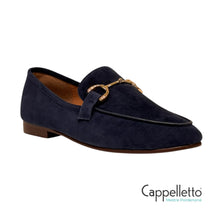 Carica l'immagine nel visualizzatore di Gallery, ASHE Mocassino Donna in Camoscio Blu
