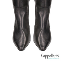Carica l&#39;immagine nel visualizzatore di Gallery, Stivale a Tubo Pelle Nera

