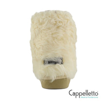 Carica l&#39;immagine nel visualizzatore di Gallery, Eskimo 18 Checkiang Fur Vanilla
