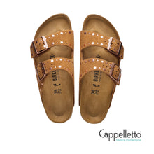Carica l'immagine nel visualizzatore di Gallery, ARIZONA Donna Rivet Mink Suede

